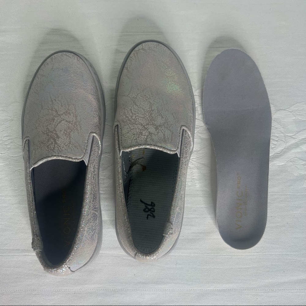 Vionic Avery Iridescent Silver Metallic Slip On S… - image 4